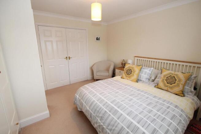 BEDROOM1C.JPG