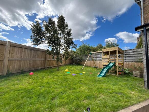 3 bed Detached for sale Image 7