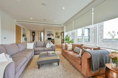 Upper Richmond Road, Putney, London, SW15