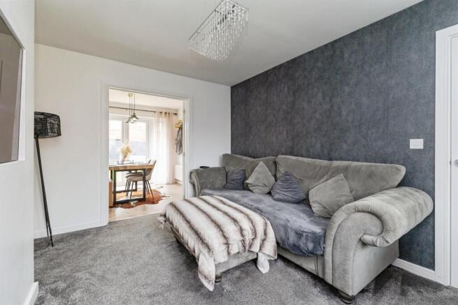 3 bed Detached for sale Image 6