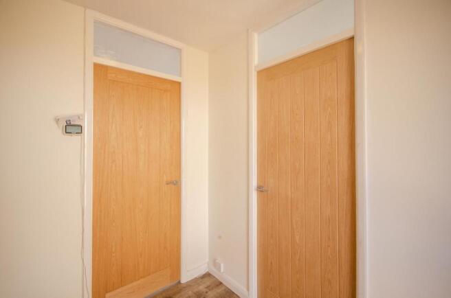 2 bed Semi-Detached Bungalow for sale Image 6