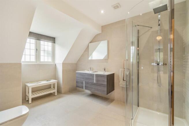 8551050-interior22.jpg