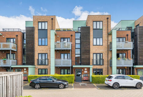 Esquiline Lane, Mitcham, CR4