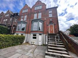 Flat 2, 35, Cardigan Road, Headingley, Leeds LS6 3AE
