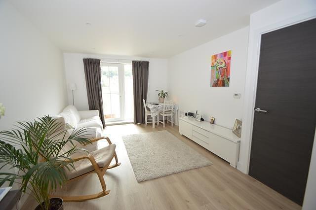Lounge (Main)