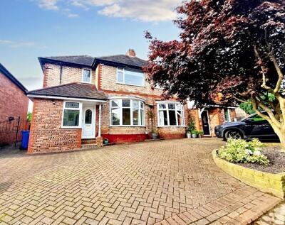 Hope Road, Prestwich, M25