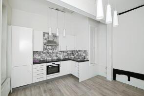 Flat B, 79, High Street, Rochester ME1 1LX