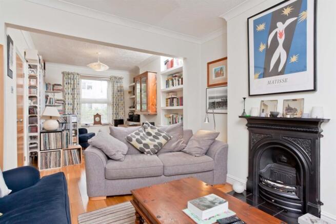 living room/dining r