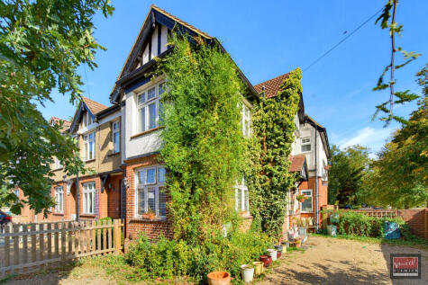 Short Lane, Stanwell TW19