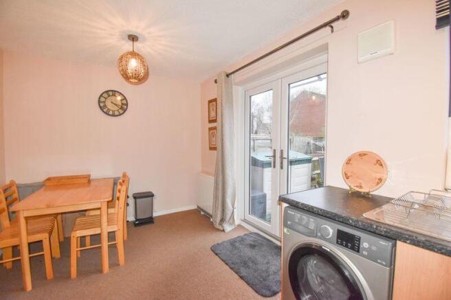 3 bed Terraced for sale Image 4