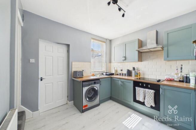 2 bed Terraced for sale Image 5