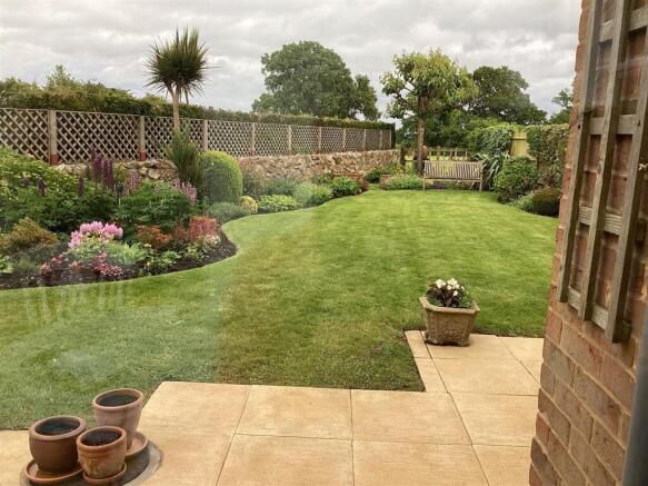 garden 1 manor court.jpg