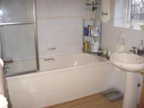 Photo 10