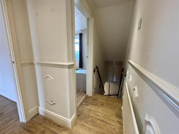 2 bed Terraced for sale Image 12