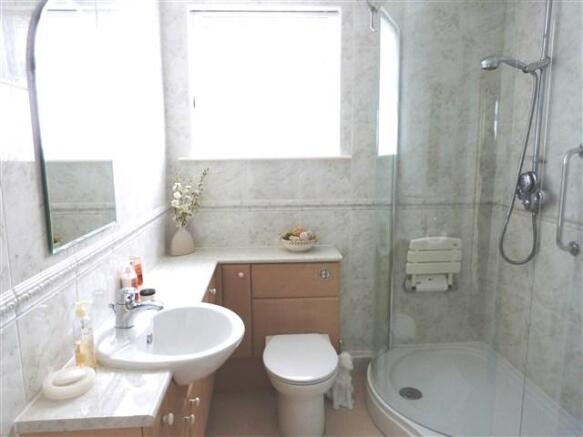 Family Shower Room