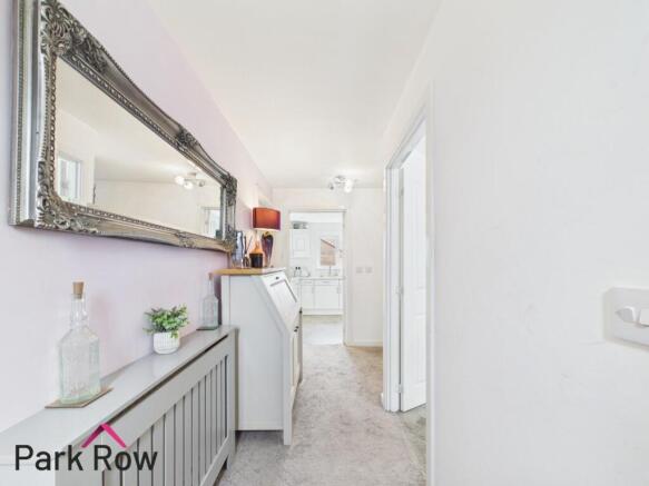 4 bed Detached for sale Image 6