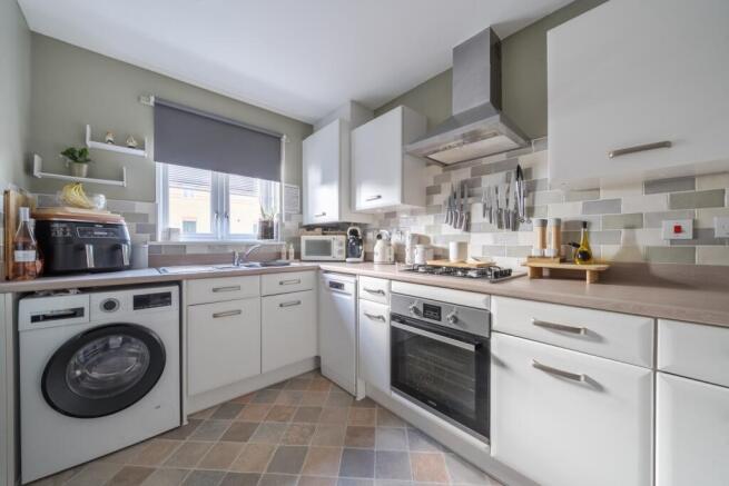 1393211-11-695ba295165db