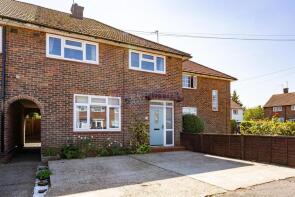 3, Knebworth Path, Borehamwood WD6 2QW