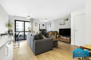 Flat 5, Brickfield Court, Bishops Road, Hornsey, London N6 4DH