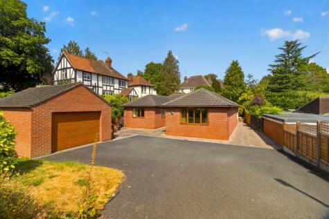 Alexandra Lane, Malvern, Worcestershire, WR14 1JF
