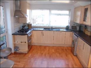 Kitchen/Breakfast Rm