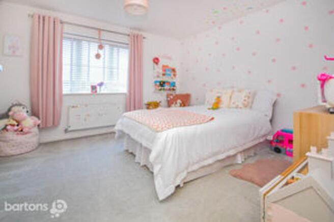 3 bed Terraced for sale Image 9