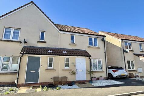Gardener Close - West Wick - Beautifully Presented