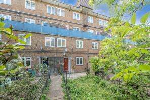 Flat 5, Glebe House, Slippers Place, London SE16 2EP