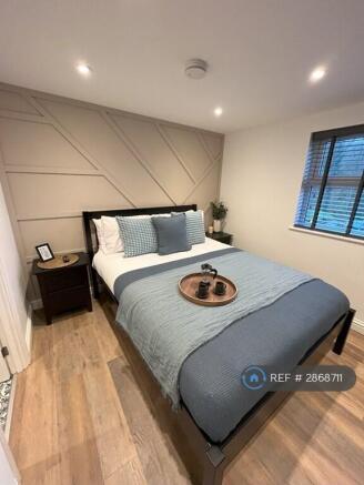 Studio b Bedroom