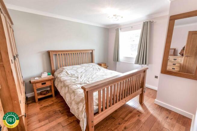 2 bed Bungalow for sale Image 5