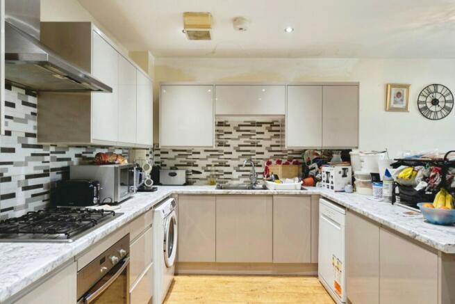 112 Woodgrange Road, London, E7 photo 4