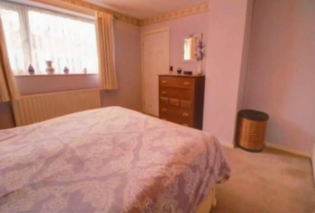 3 bed Terraced for sale Image 12