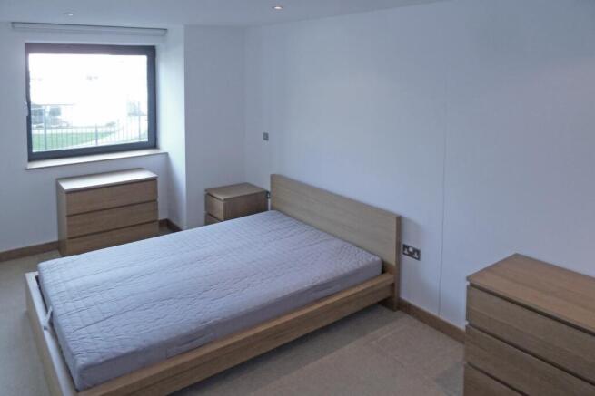 2 bed Apartment for sale Image 8