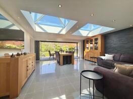 54, Arnfield Road, Manchester M34 5ZQ