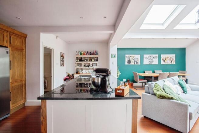3 bed Detached for sale Image 10