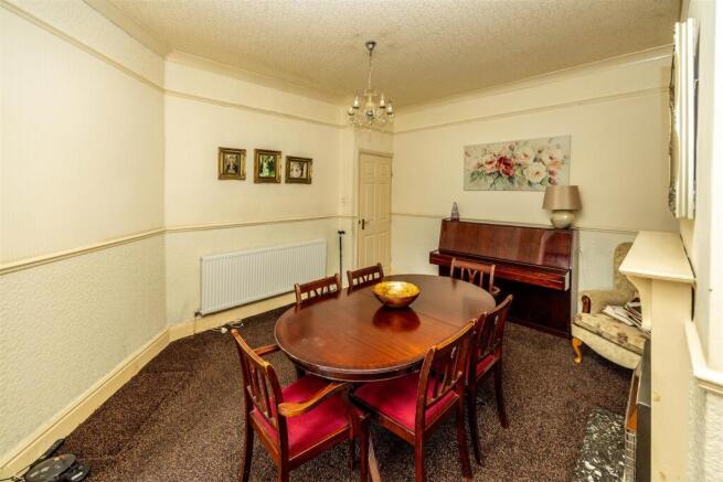 3 bed Terraced for sale Image 10