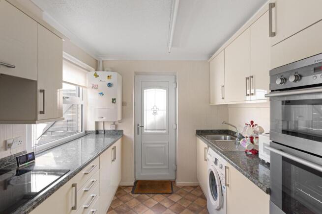 2 bed Bungalow for sale Image 4