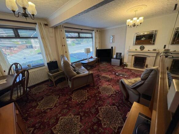 3 bed Bungalow for sale Image 4