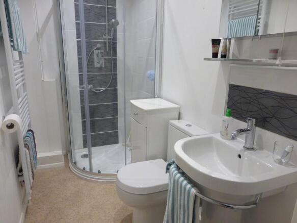 En-Suite 1