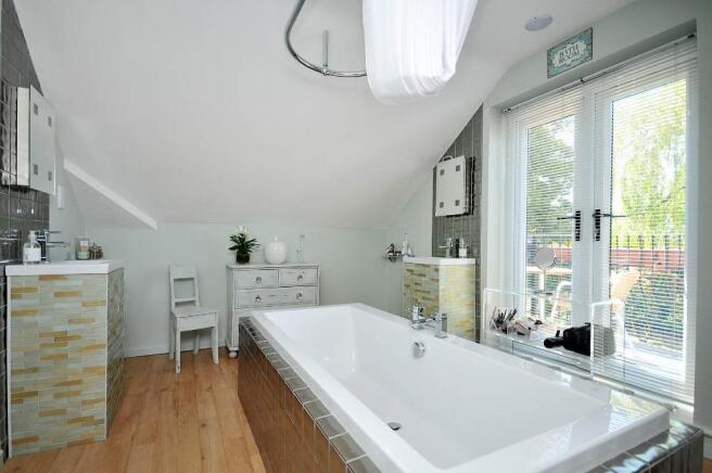 Photo 20