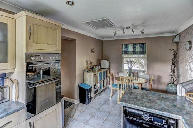 Kitchen area l...