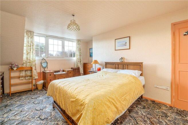 3 bed Detached for sale Image 10