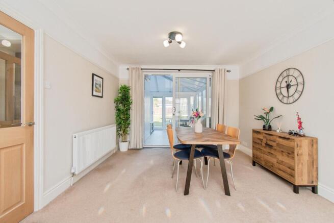 3 bed Semi-Detached for sale Image 6