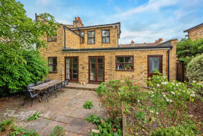 9, Reynolds Place, London SE3 8SX