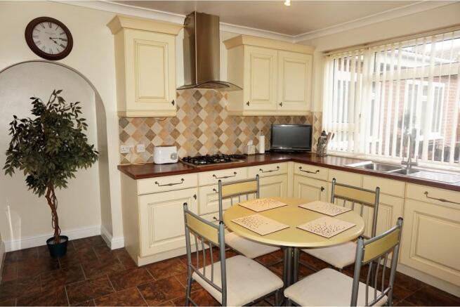 Kitchen / Breakfast