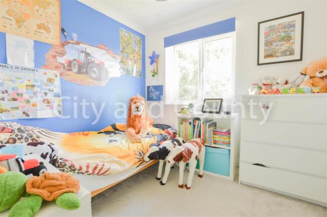 bed 3.jpg