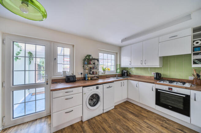 1403675-2-697a0f6...