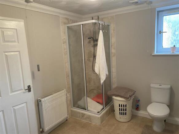 Upstairs Family Bathroom
