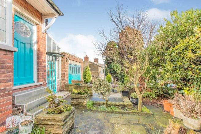 2 bed Semi-Detached to rent Image 10