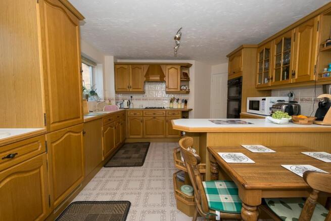 Breakfast Kitchen 